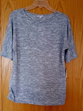 NWT Casual  Short Sleeve Top